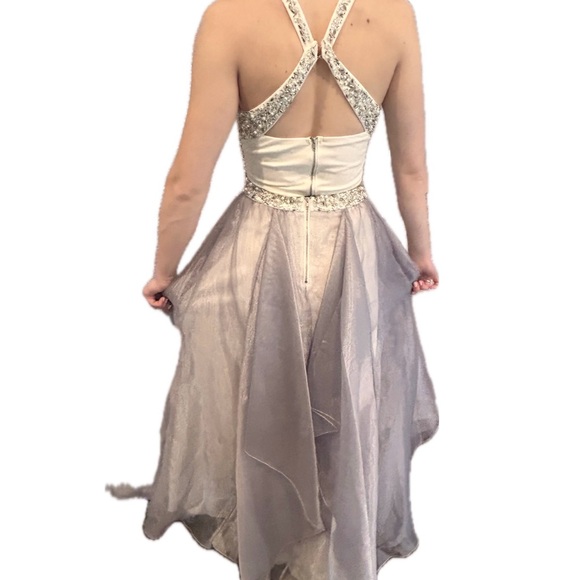 Macy’s Silver and White Dress. - Picture 3 of 5